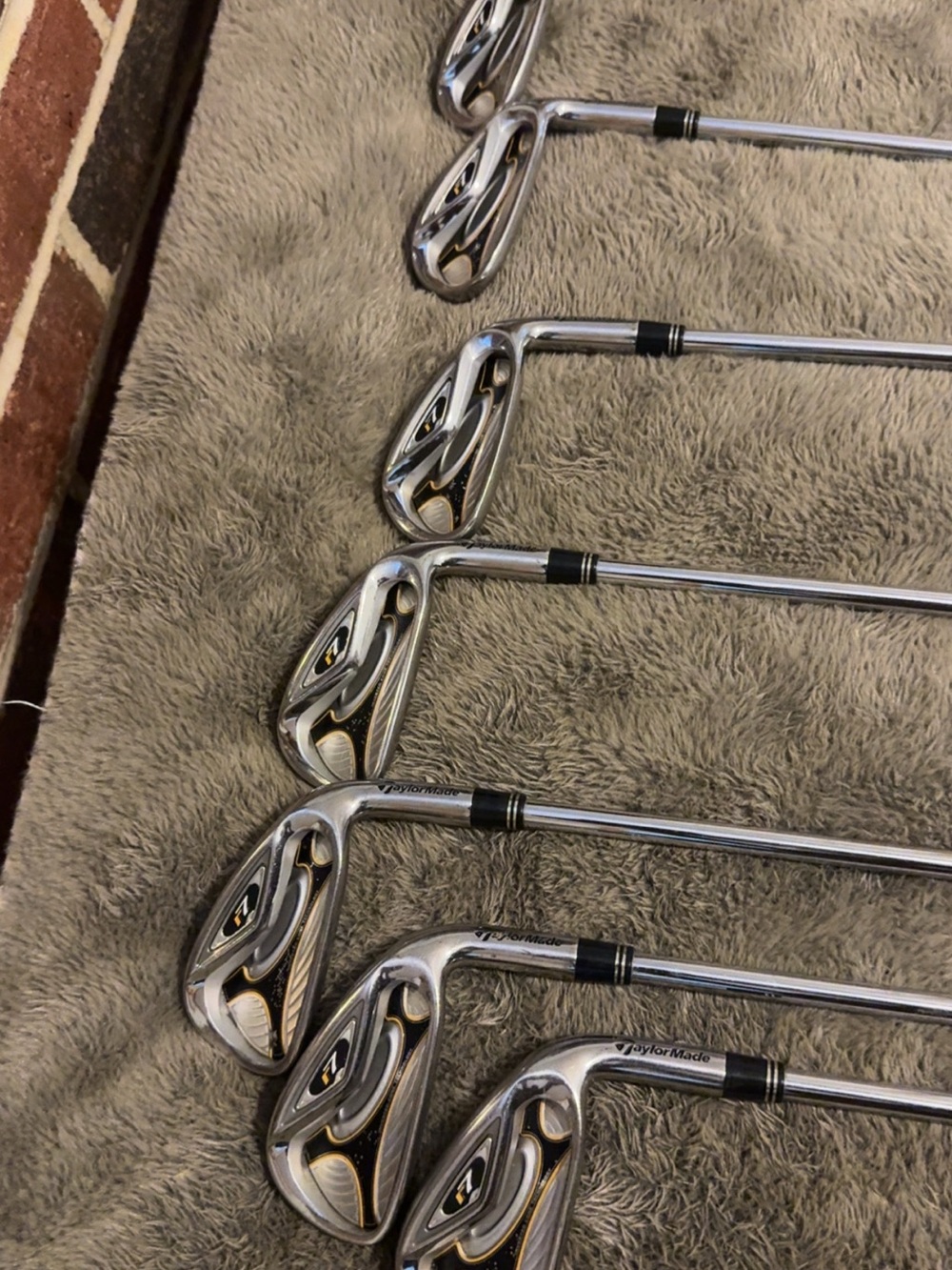 Golf iron set